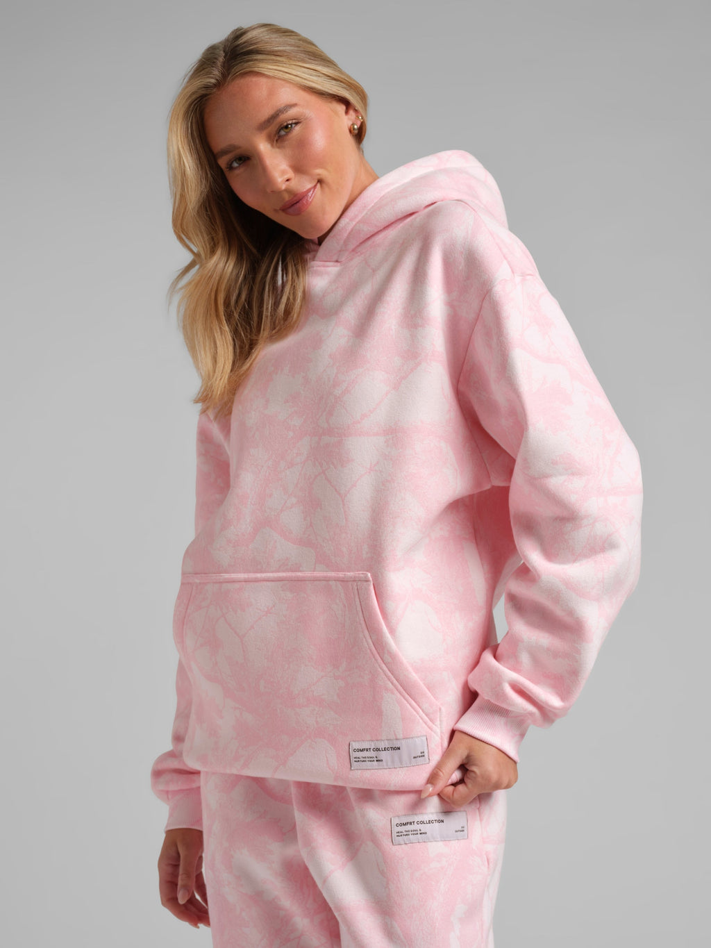 Camo Hoodie – Mega